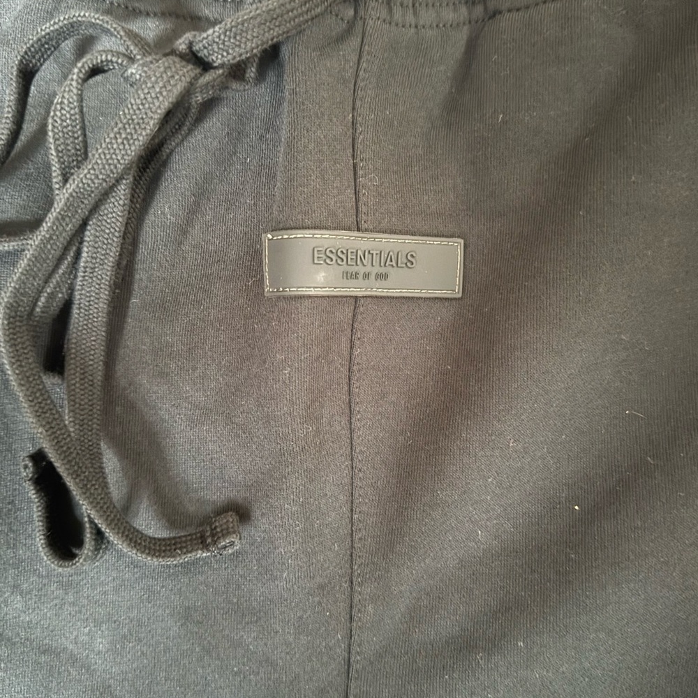 Fear of God Black Essential Joggers - Picture 3 of 7